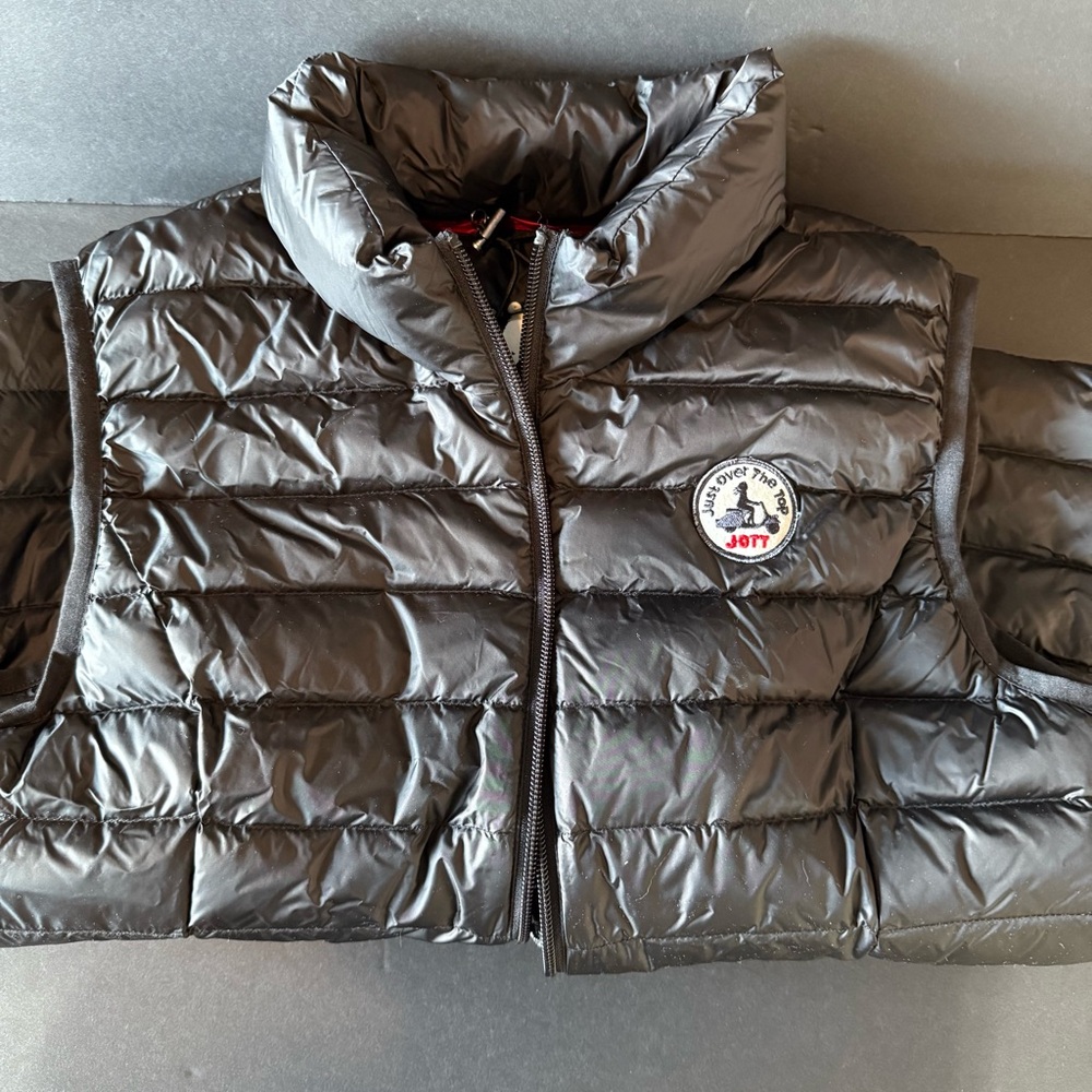 JOTT Seda just over the top sleeveless padded jacket vest black size Medium